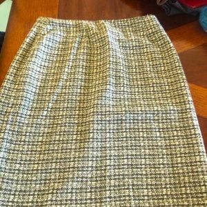 Beautiful straight skirt with silver thread